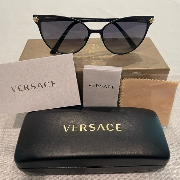 Versace VE2168 Cat Eye Black Gold Polarized VERSACE VE2168 13772T Matte Black Cat Eye Polarized Women main image 4